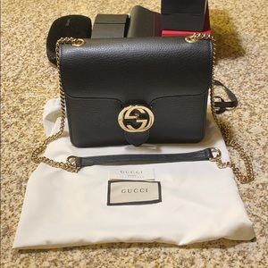Gucci crossbody/shoulder bag
